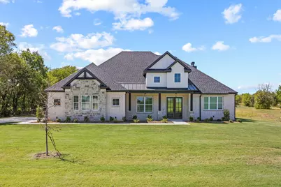 153 Dove Landing, Valley View, TX 76272 - Photo 1