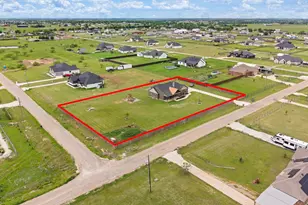 3401 Chinaberry Ln, Joshua, TX 76058 - Photo 6