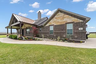 3401 Chinaberry Ln, Joshua, TX 76058 - Photo 1