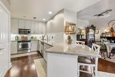 411 W 7th Street #405, Fort Worth, TX 76102 - Photo 2
