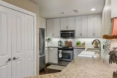 411 W 7th Street #405, Fort Worth, TX 76102 - Photo 10