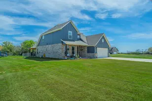 2001 Redemption Dr, Weatherford, TX 76088 - Photo 2