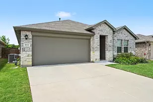 513 Bronze Cir W, Springtown, TX 76082 - Photo 2