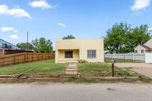 707 N River St, Seymour, TX 76380 - Photo 2