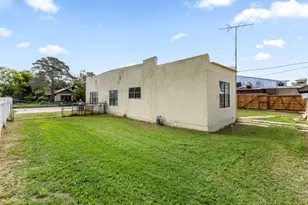 707 N River St, Seymour, TX 76380 - Photo 32