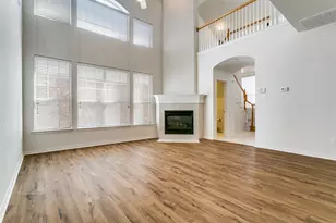 511 Poplar Ln, Irving, TX 75063 - Photo 4