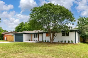 1140 Cavender Dr, Hurst, TX 76053 - Photo 2