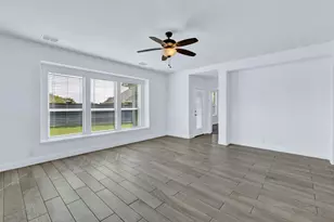 7521 Windy Meadow Dr, Little Elm, TX 76227 - Photo 16