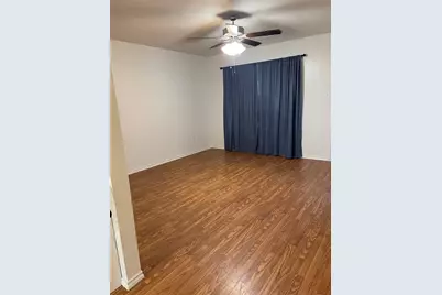 3204 Highview Court, Granbury, TX 76049 - Photo 4