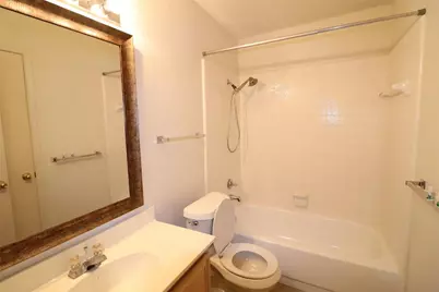 1101 Valley Branch Drive, Arlington, TX 76001 - Photo 8