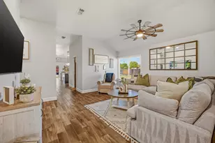 210 Southview Dr, Hudson Oaks, TX 76087 - Photo 6