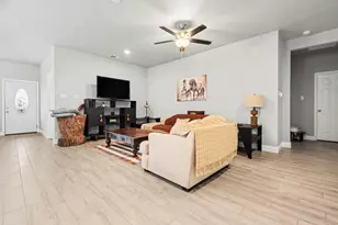 3405 4th St, Greenville, TX 75401 - Photo 6