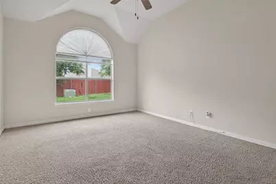 4407 Emerald Leaf Drive, Mansfield, TX 76063 - Photo 20