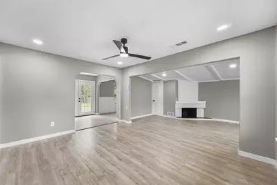 723 Leyenda Drive, Mesquite, TX 75149 - Photo 8