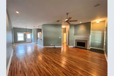 709 Roberts Street, Denton, TX 76209 - Photo 4