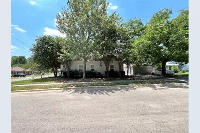 709 Roberts Street, Denton, TX 76209 - Photo 34