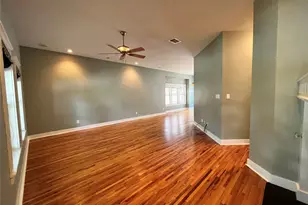 709 Roberts St, Denton, TX 76209 - Photo 2