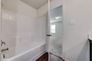 305 Falling Star Dr, Fort Worth, TX 76052 - Photo 24