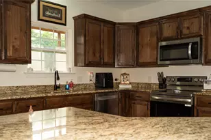 10609 County Rd 913, Godley, TX 76044 - Photo 8