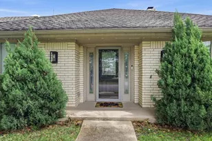 4500 French Lake Dr, Fort Worth, TX 76133 - Photo 2