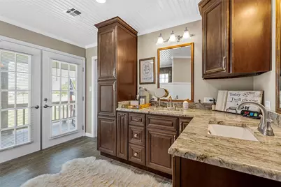 1010 Chapman Road, Crawford, TX 76638 - Photo 22