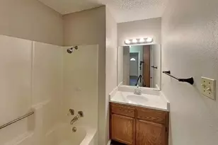 612 Race St, Crowley, TX 76036 - Photo 6