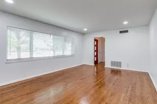 6418 E Lovers Ln, Dallas, TX 75214 - Photo 2