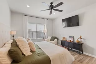 616 Charlotte Ln, Burleson, TX 76028 - Photo 2