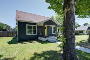 207 S Wickham St, Alvord, TX 76225 - Photo 4