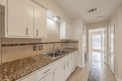 3812 Indian Wells Drive, Arlington, TX 76017 - Photo 4