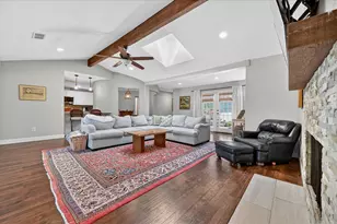 1603 Valleycrest Ln, Carrollton, TX 75006 - Photo 4