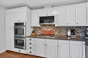 1603 Valleycrest Ln, Carrollton, TX 75006 - Photo 10