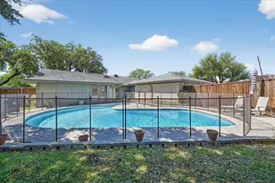 1603 Valleycrest Ln, Carrollton, TX 75006 - Photo 34