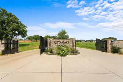 7717 Pickett Lane, Burleson, TX 76028 - Photo 2