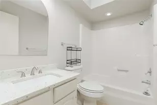 9142 Emberglow Ln, Dallas, TX 75243 - Photo 14