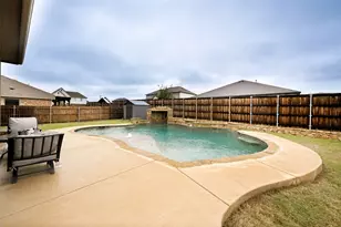 1636 Suncatcher Way, Fort Worth, TX 76052 - Photo 32