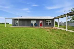 1234 Co Rd 1013, Wolfe City, TX 75496 - Photo 2