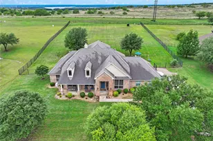 10617 Los Rios Dr, Fort Worth, TX 76179 - Photo 2