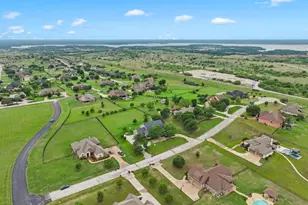 10617 Los Rios Dr, Fort Worth, TX 76179 - Photo 4