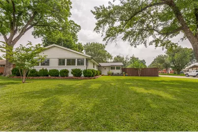 3581 Woodleigh Drive, Dallas, TX 75229 - Photo 2