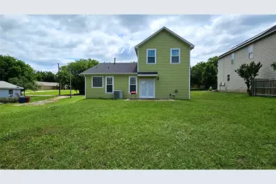 674 E Fulton Street, Van Alstyne, TX 75495 - Photo 14