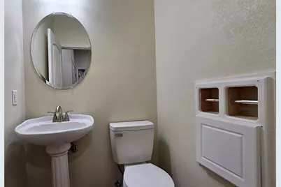 674 E Fulton Street, Van Alstyne, TX 75495 - Photo 8
