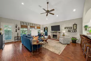 9136 Darby Lane, Waco, TX 76712 - Photo 4