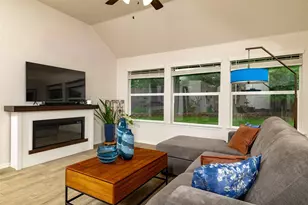 9824 Mescalbean Blvd, Fort Worth, TX 76036 - Photo 4