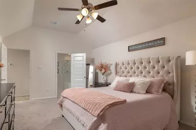 9824 Mescalbean Boulevard, Fort Worth, TX 76036 - Photo 6