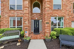 2605 Skinner Dr, Flower Mound, TX 75028 - Photo 2
