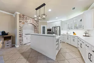2109 Renaissance Dr, Denison, TX 75020 - Photo 4