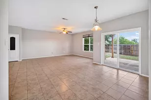 713 Sparrow Dr, Saginaw, TX 76131 - Photo 22
