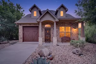 8714 Fullerton Dr, Cleburne, TX 76033 - Photo 2