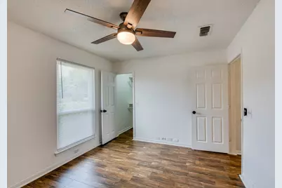 1700 Willow Vale Drive, Fort Worth, TX 76134 - Photo 16